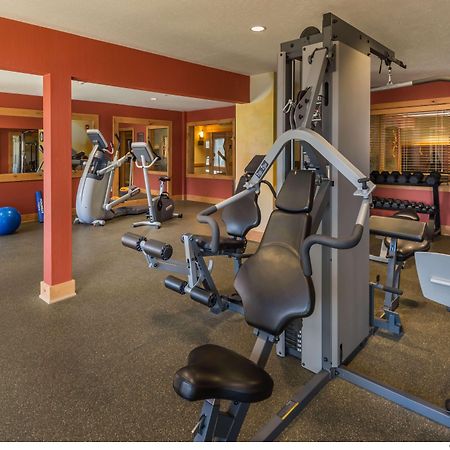 Best Western Plus Green Mill Village Hotel & Suites Arcola Bagian luar foto