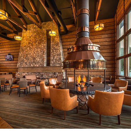 Best Western Plus Green Mill Village Hotel & Suites Arcola Bagian luar foto