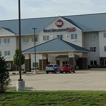 Best Western Plus Green Mill Village Hotel & Suites Arcola Bagian luar foto