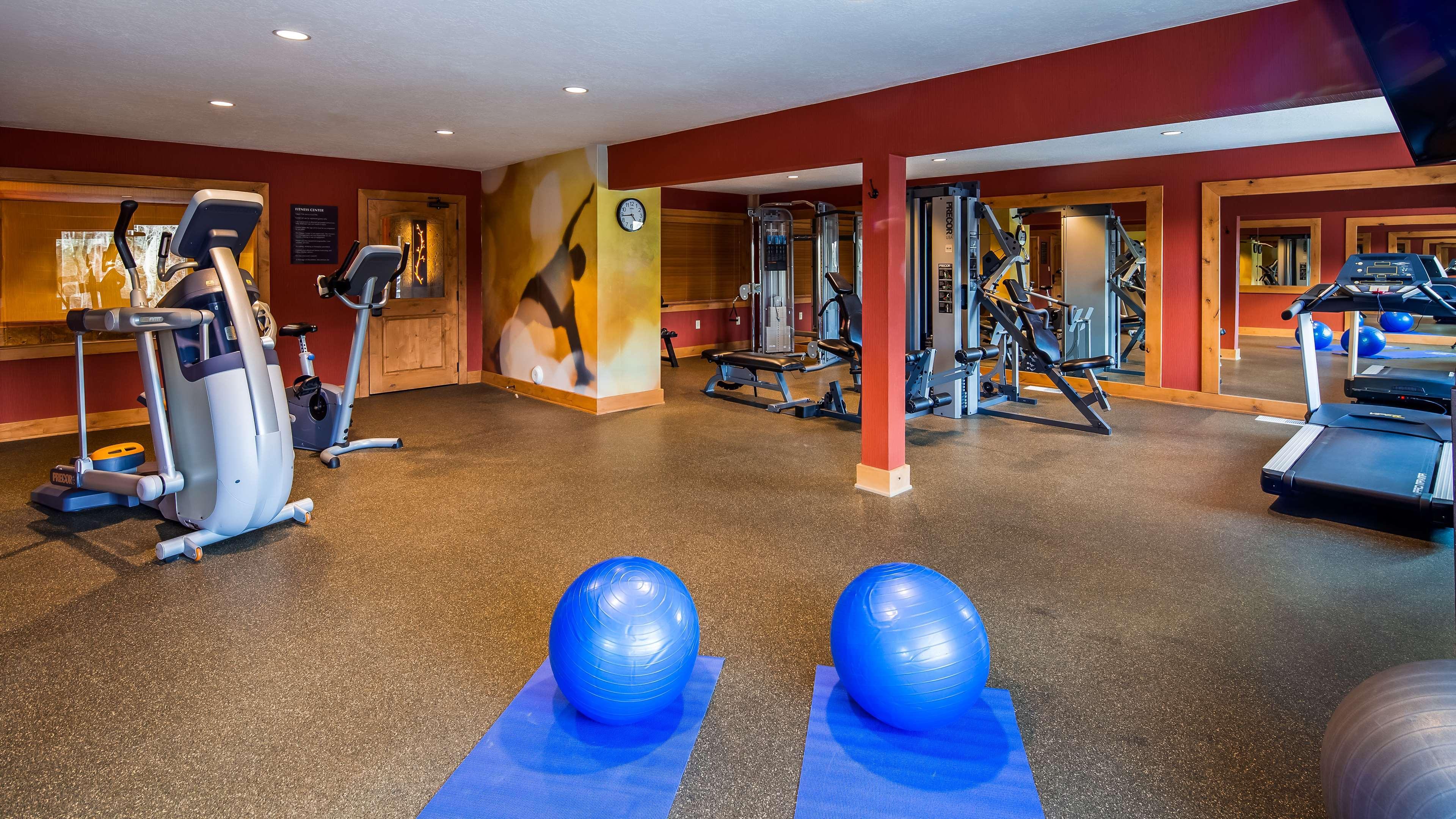 Best Western Plus Green Mill Village Hotel & Suites Arcola Bagian luar foto